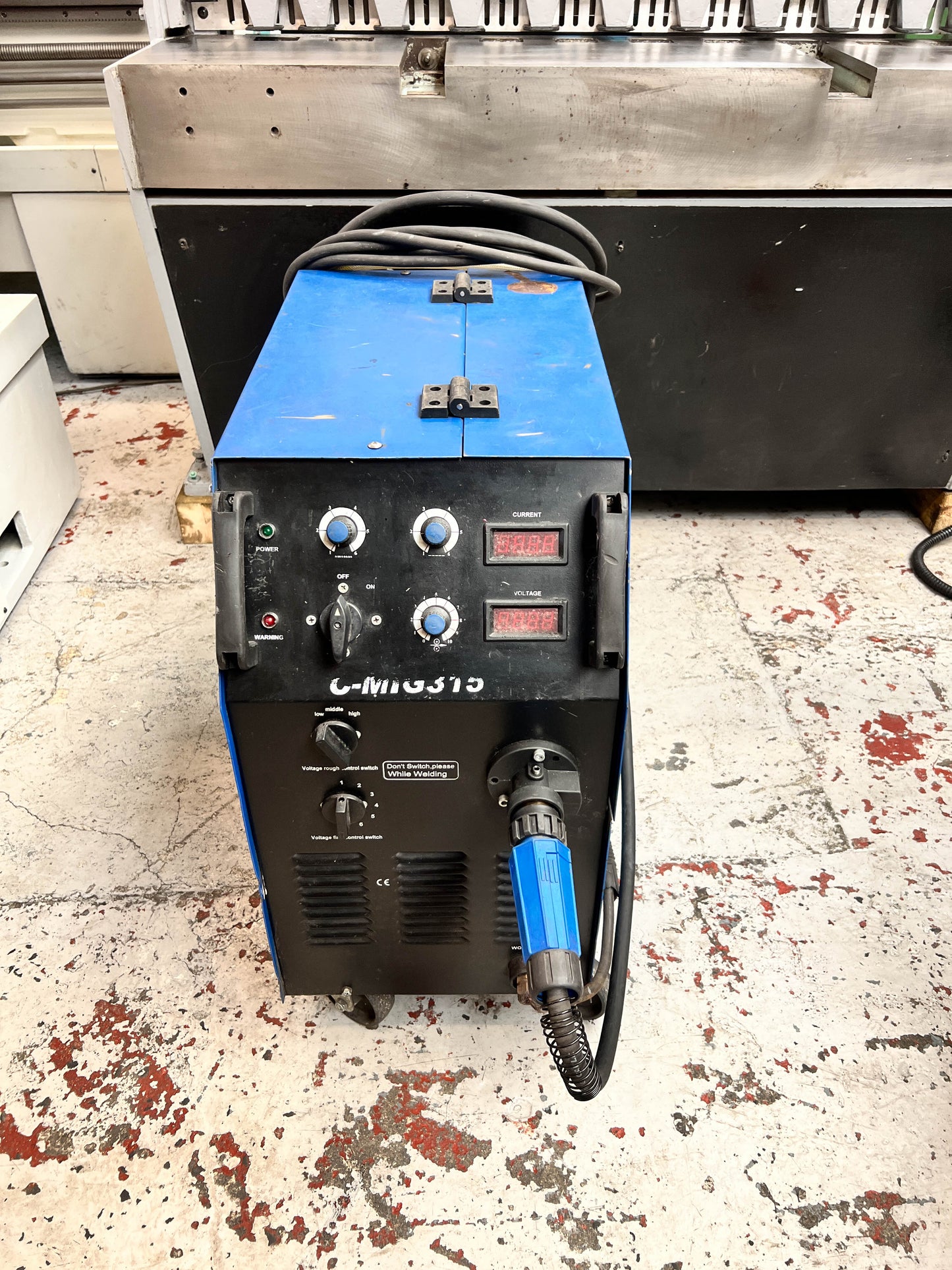 
                  
                    R- Tech Mig Compact Welding Machine
                  
                