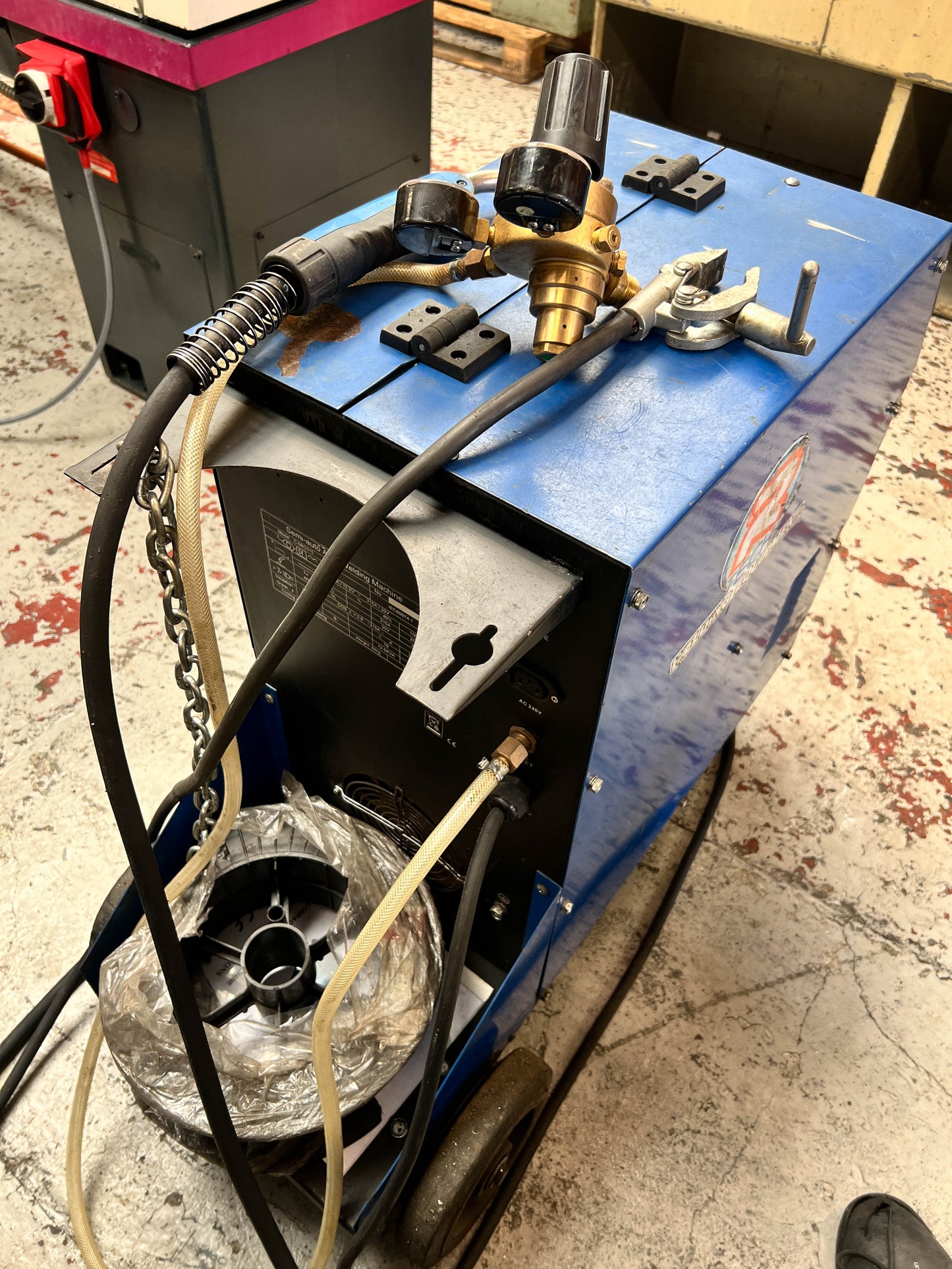 
                  
                    R- Tech Mig Compact Welding Machine
                  
                