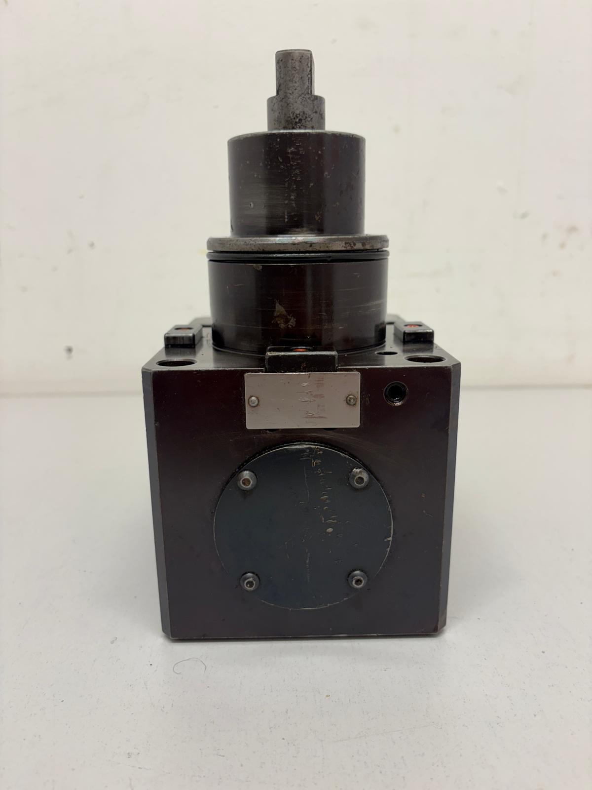 
                  
                    Eppinger PRECI-FLEX Radial Live Tool Holder
                  
                