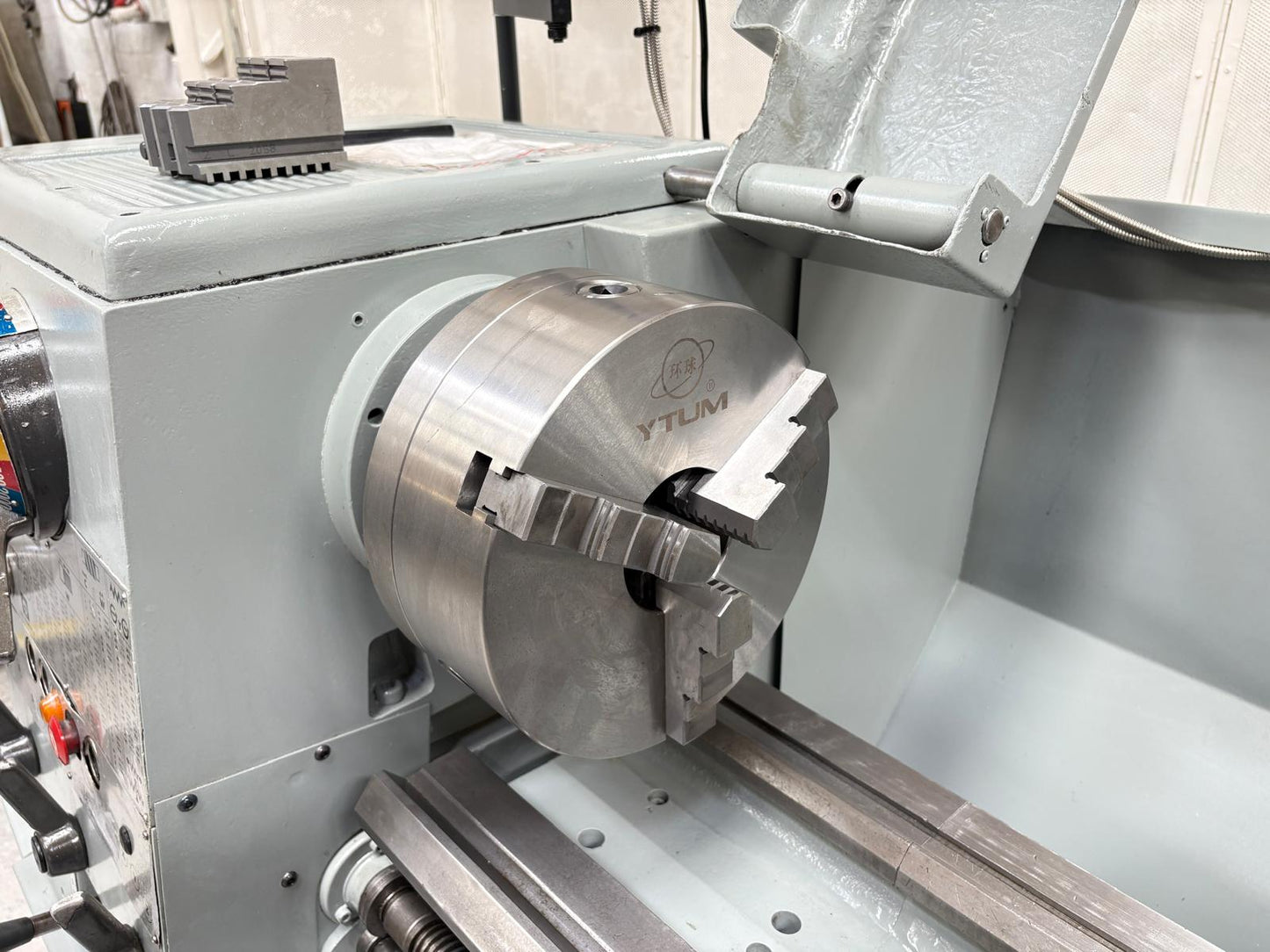 
                  
                    Colchester Triumph 2000 x 50” Gap Bed Centre Lathe
                  
                