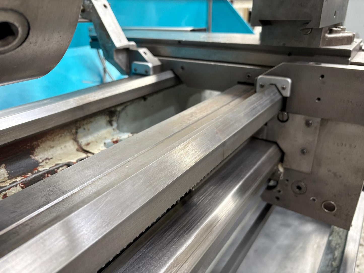 
                  
                    Colchester Triumph VS2500 Gap Bed Centre Lathe (2007)
                  
                