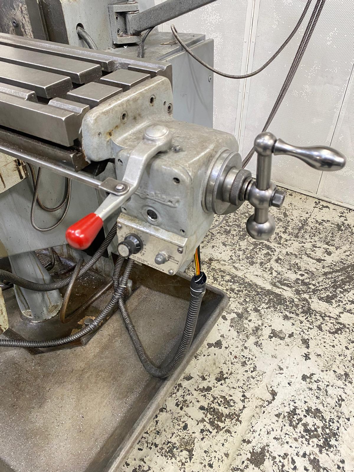 
                  
                    Bridgeport BR2J2 Turret Milling Machine
                  
                