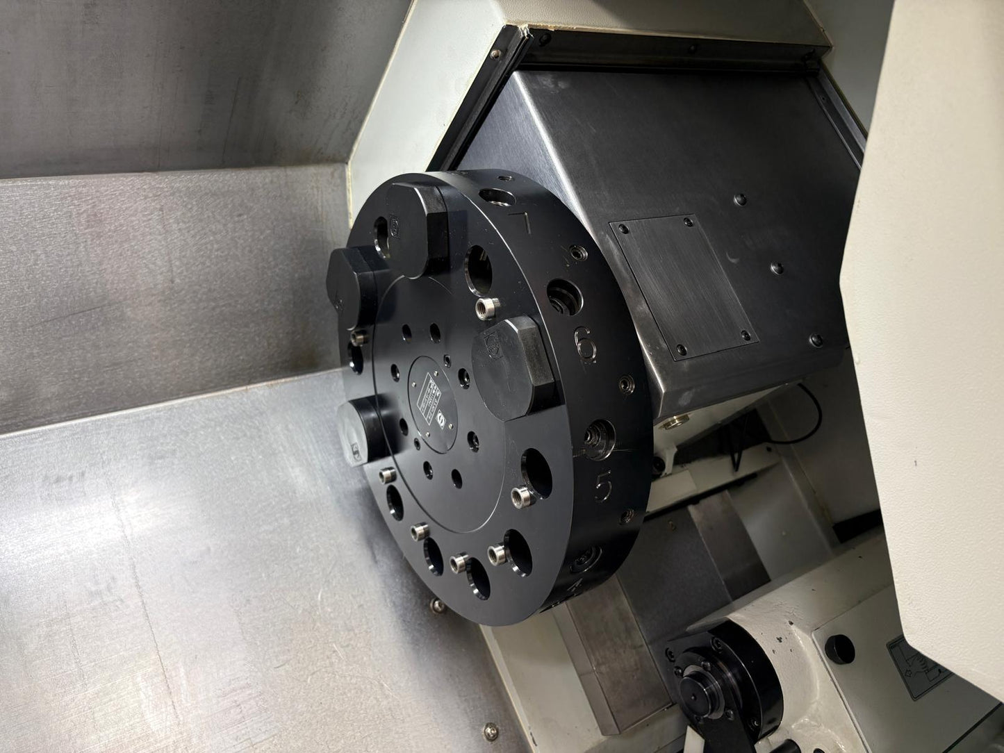 
                  
                    XYZ CT52 2 Axis CNC Lathe Box Ways Slides
                  
                