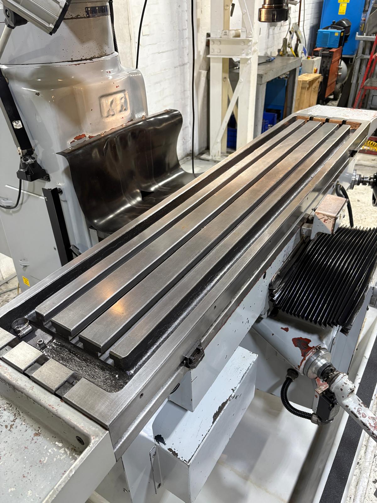 
                  
                    XYZ SMX SLV 3 Axis Turret Milling Machine
                  
                