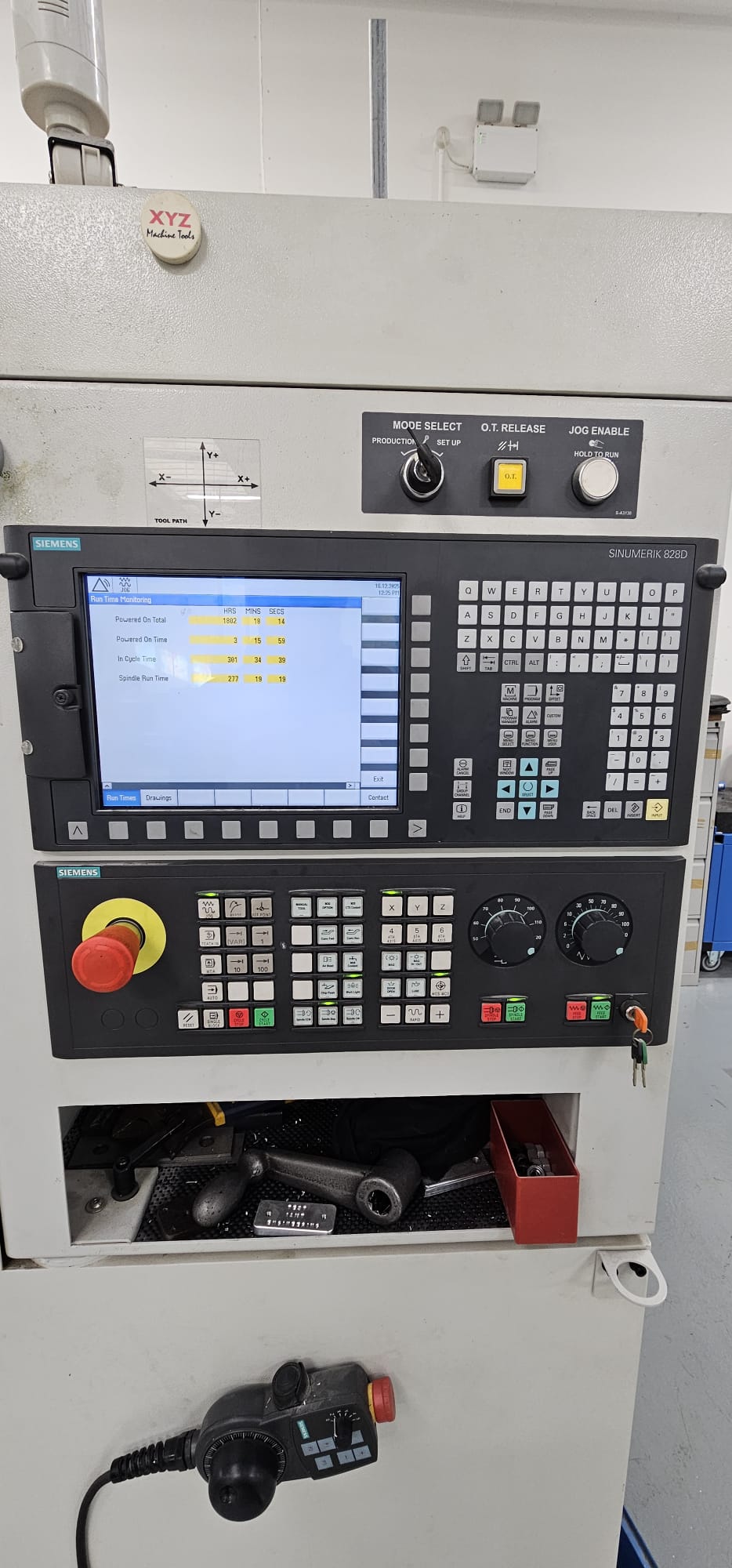 
                  
                    2015 XYZ 560 Mini Mill 3 Axis Vertical Machining Centre
                  
                