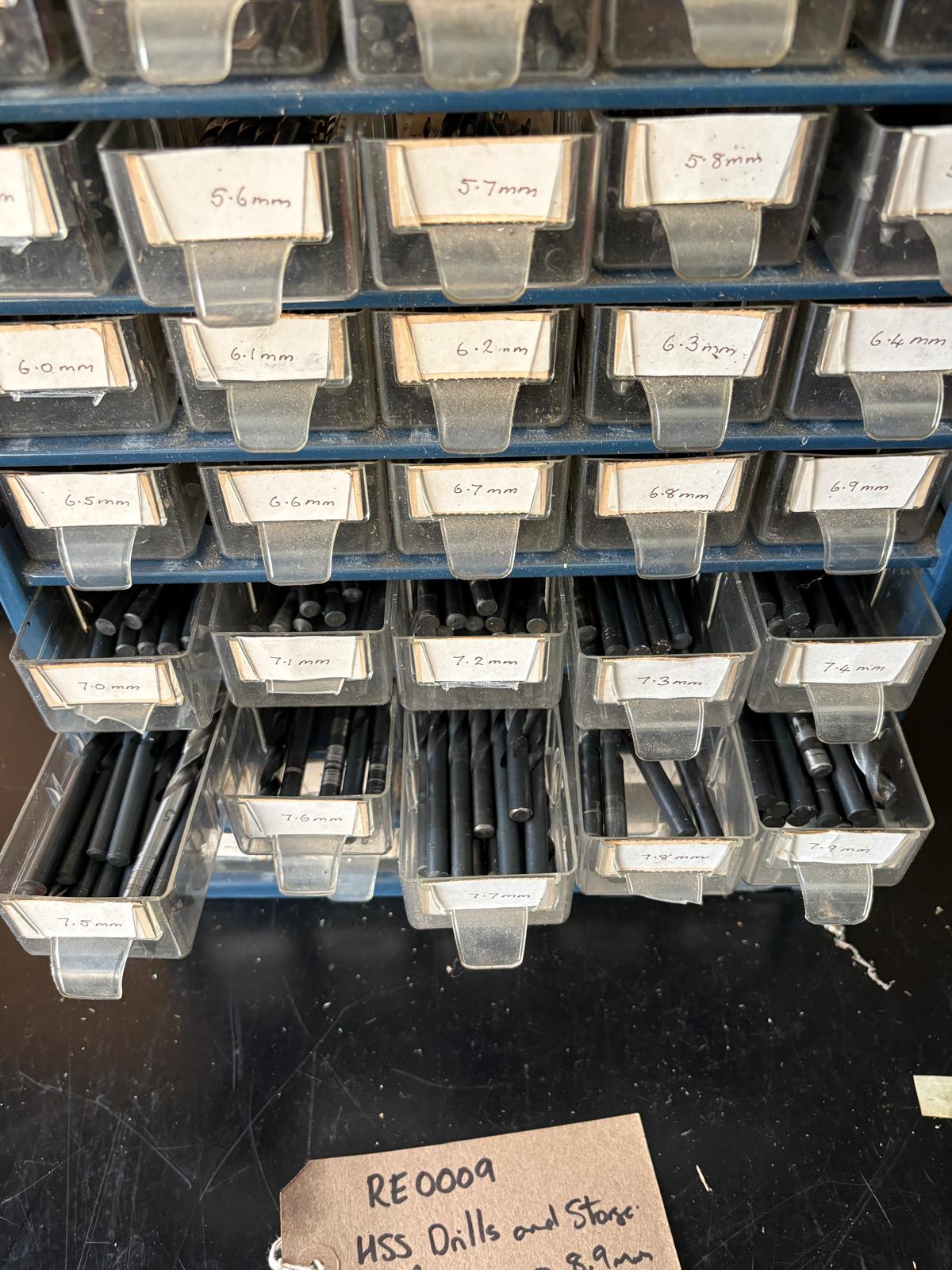 
                  
                    HSS DRILL RACK &amp; CONTENTS 1 - 8.9MM DRILLS
                  
                