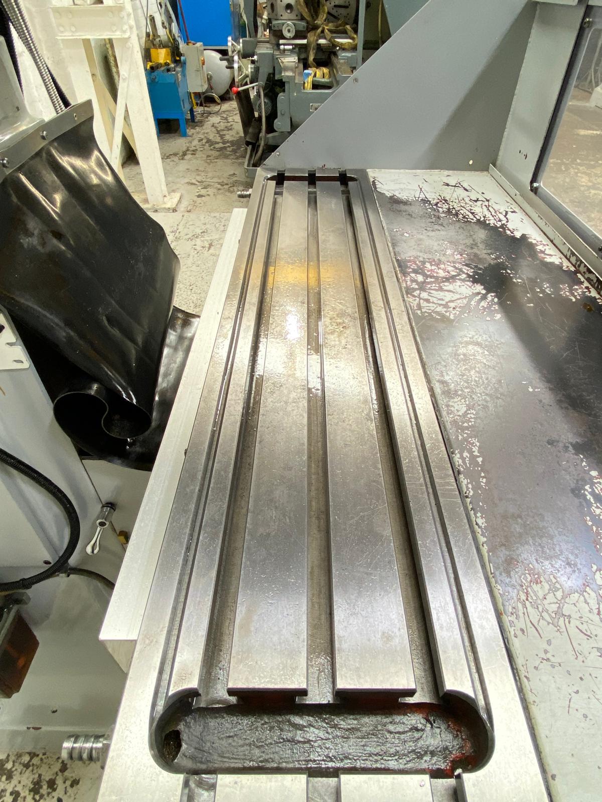 
                  
                    XYZ 1500 Turret Milling Machine Ex College
                  
                