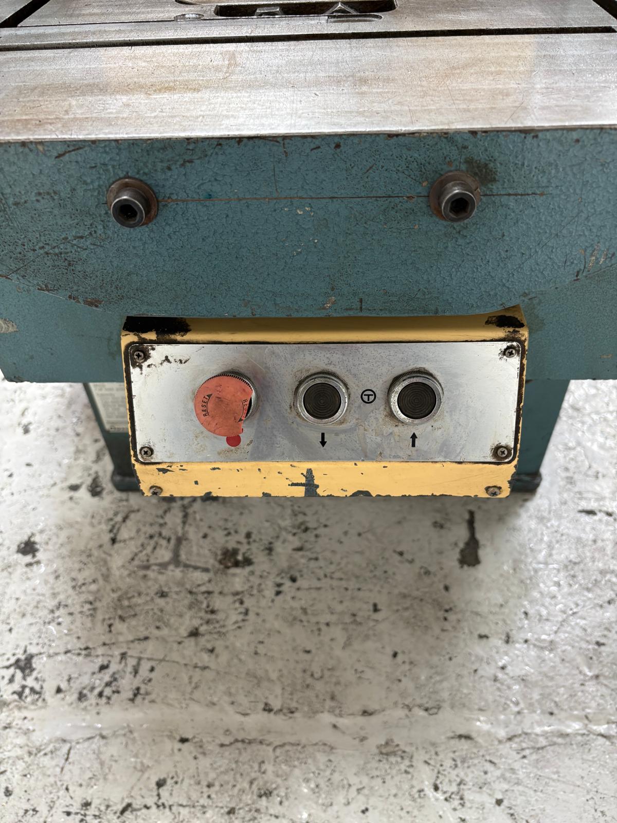 
                  
                    Amada CSW-220 Corner Notching Machine
                  
                