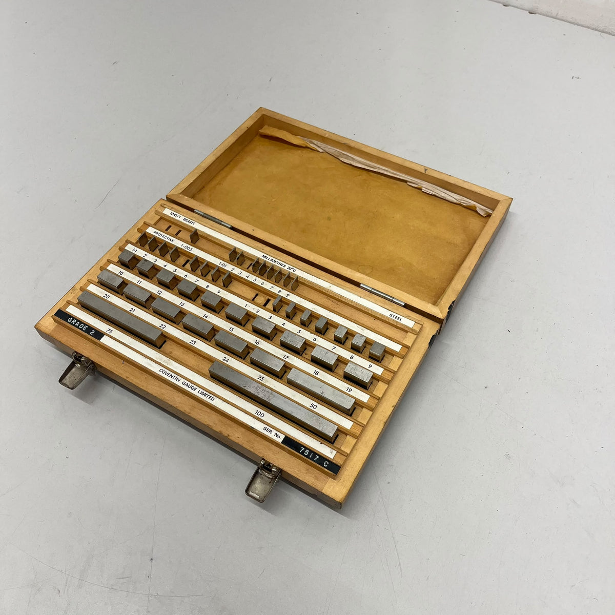 
                  
                    Metric Slip Gauge set
                  
                