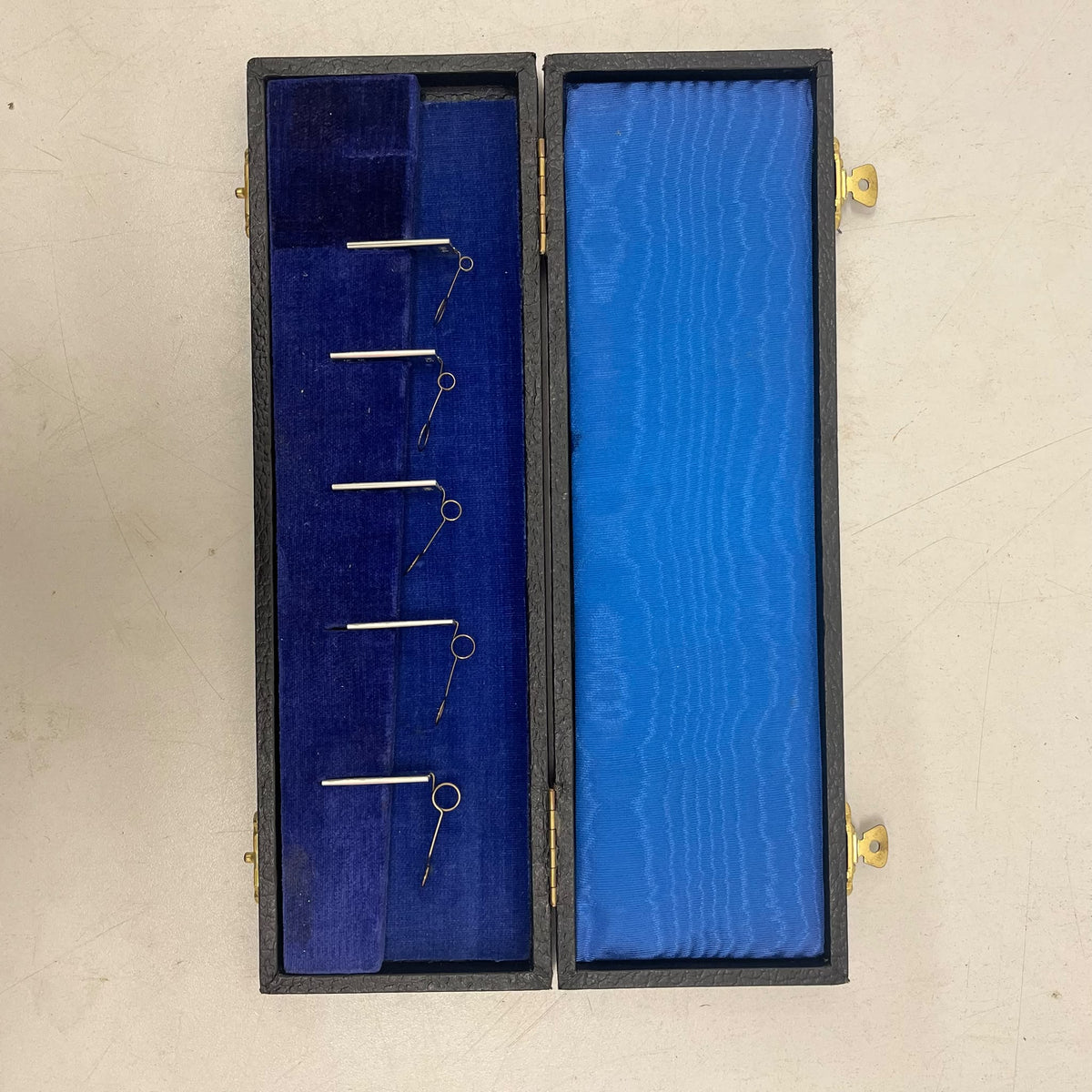 
                  
                    4x Sets Of Thread Measuring Gauges
                  
                