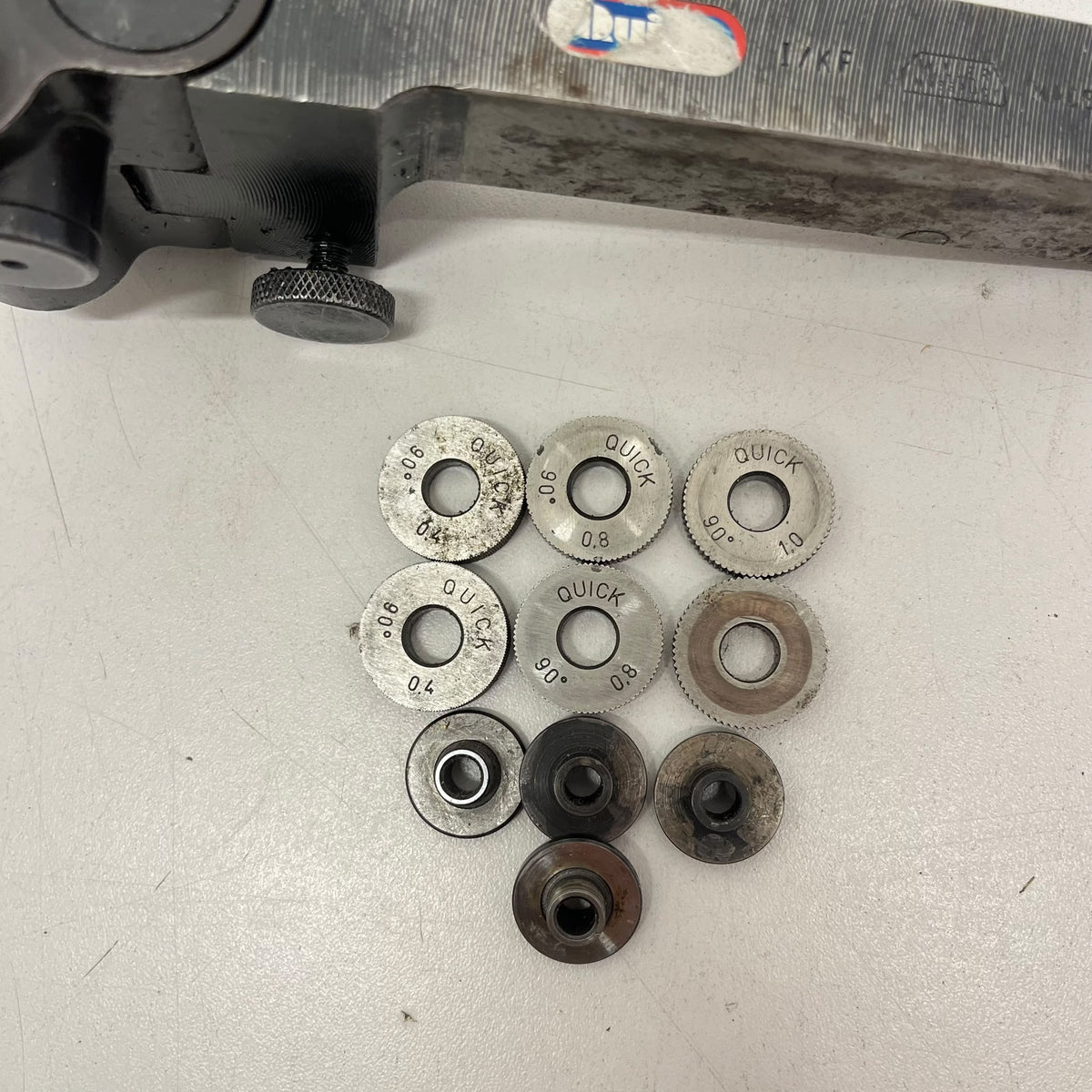 
                  
                    Lathe Knurling Tool Holder With Multiple Knurling Disks
                  
                