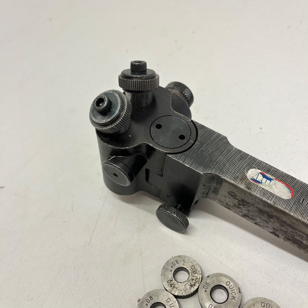 
                  
                    Lathe Knurling Tool Holder With Multiple Knurling Disks
                  
                