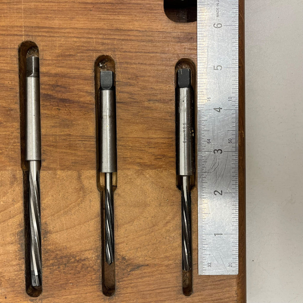
                  
                    12 Piece HSS Machine Reamer Set
                  
                
