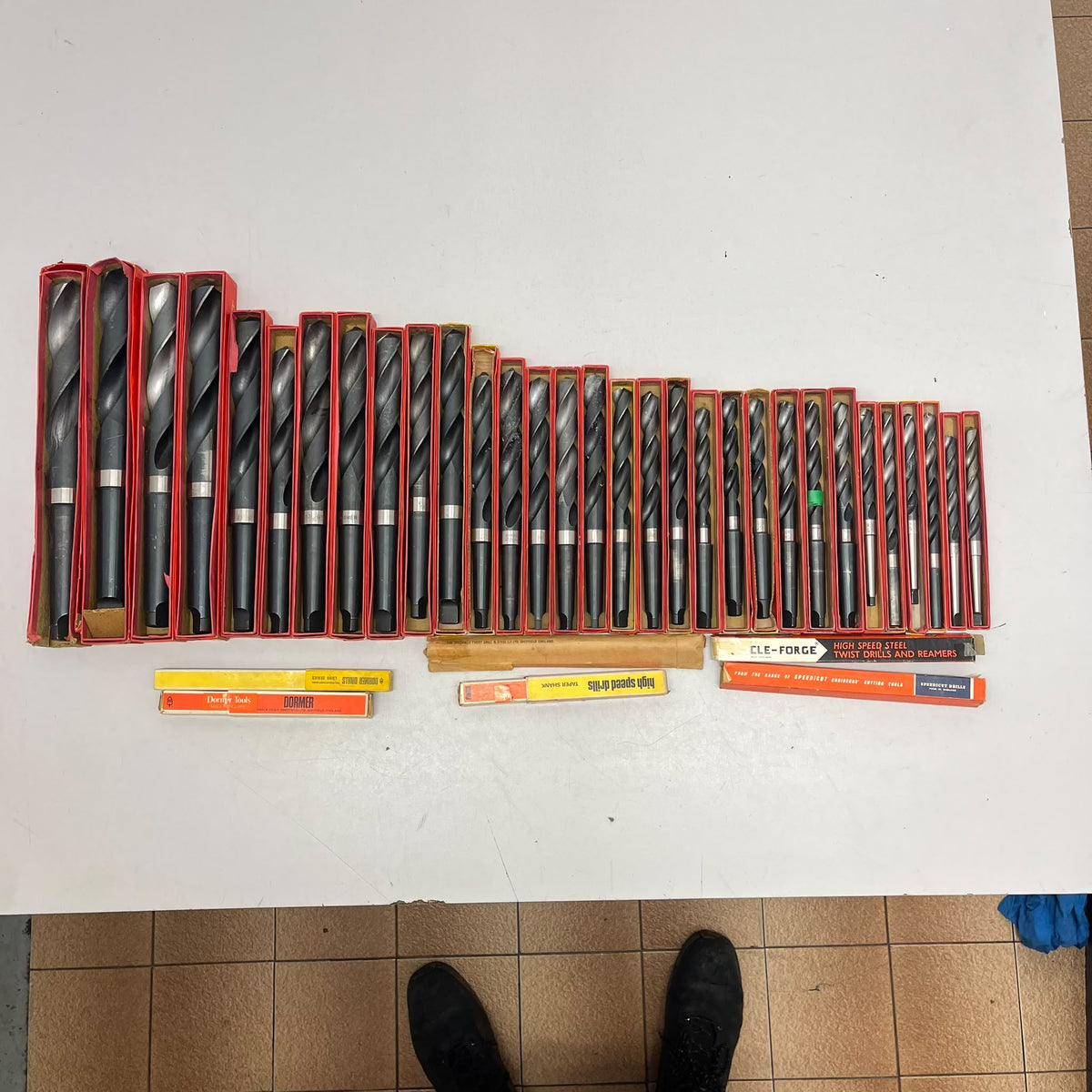 
                  
                    Job Lot Dormer HSS twist Drill Bits Imperial
                  
                