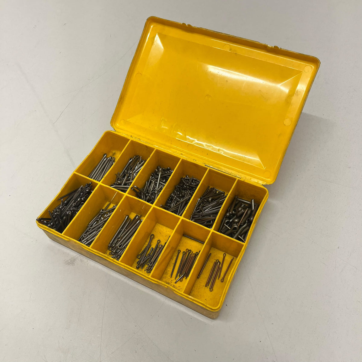 
                  
                    Tewel Box of Split Cotter Pins
                  
                