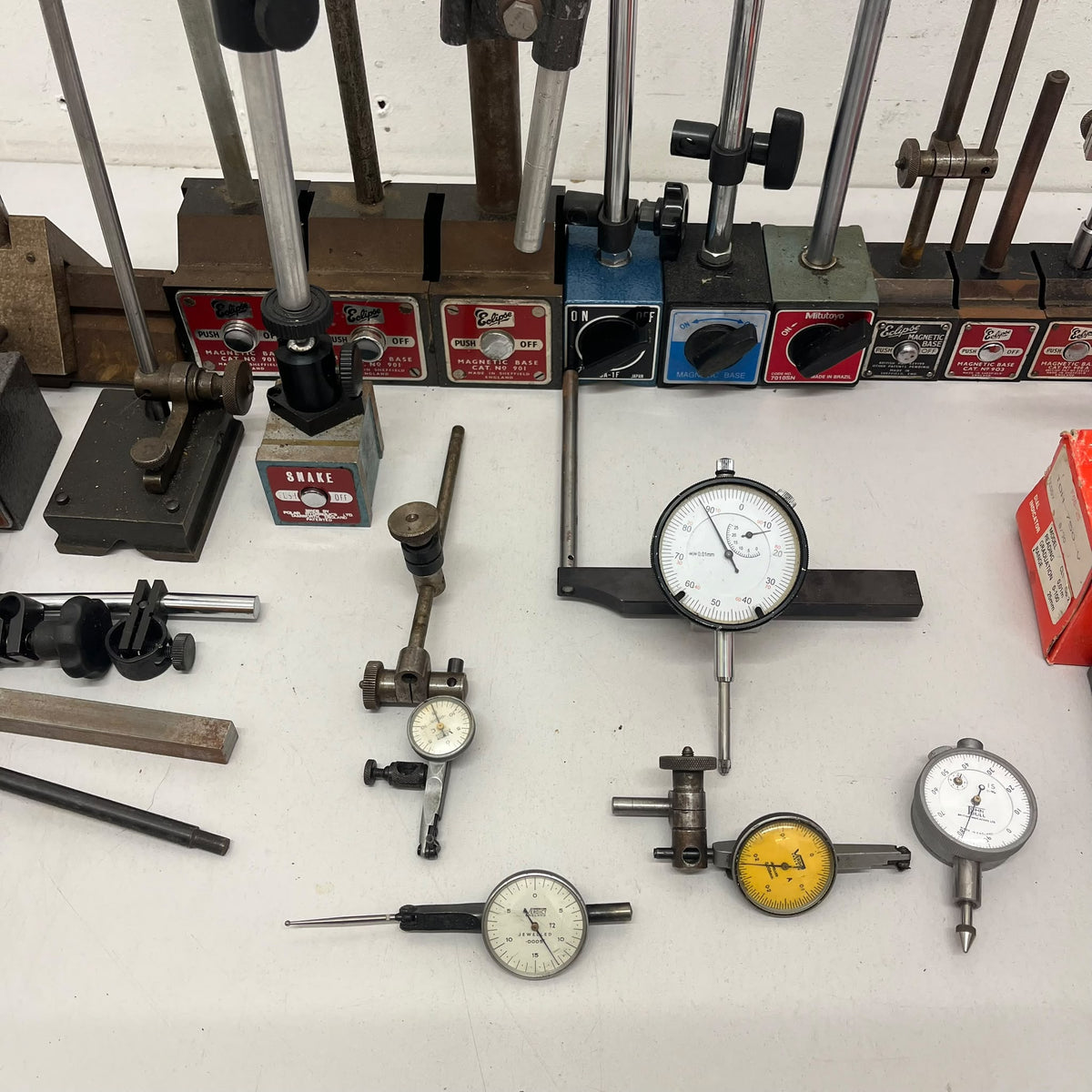
                  
                    JOB LOT Dial Indicators Magnetic Bases & Stands
                  
                