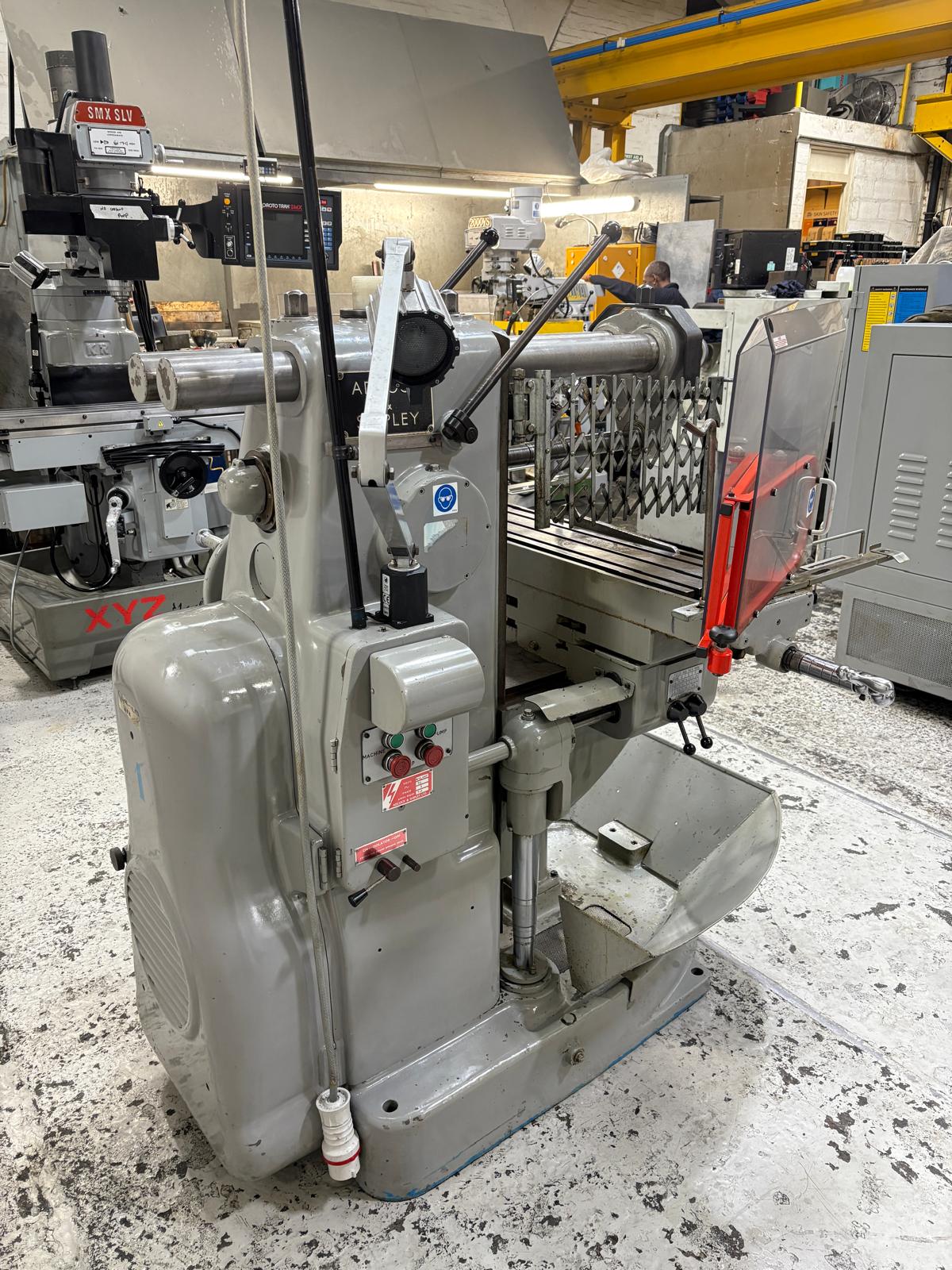 
                  
                    Adcock & Shipley 2E Universal Milling Machine
                  
                