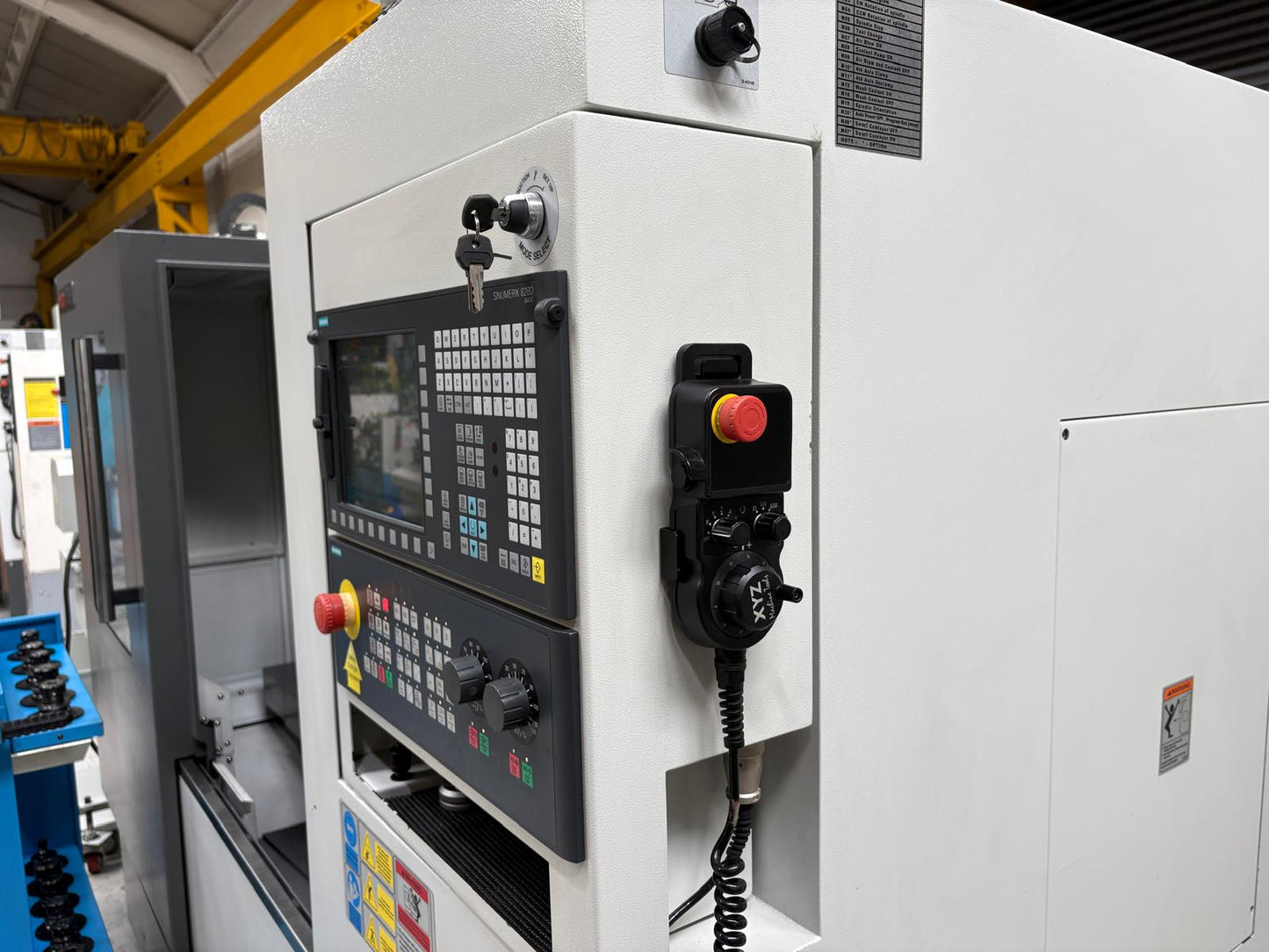 
                  
                    XYZ 1000LR VMC Siemens 828D Control
                  
                