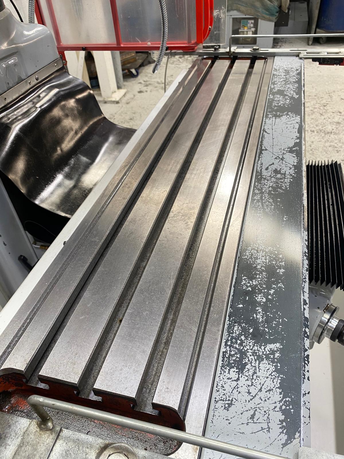 
                  
                    XYZ 2000 Turret Milling Machine (2017)
                  
                