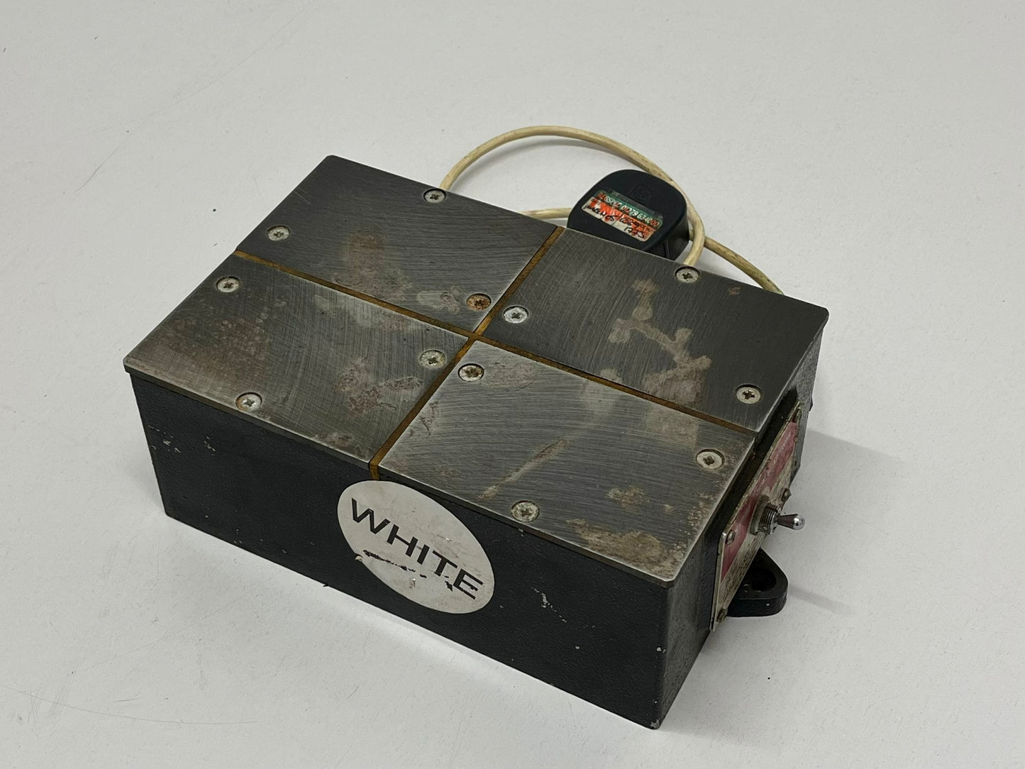 
                  
                    Eclipse Demagnetiser – Bench Tool for Precision Work
                  
                
