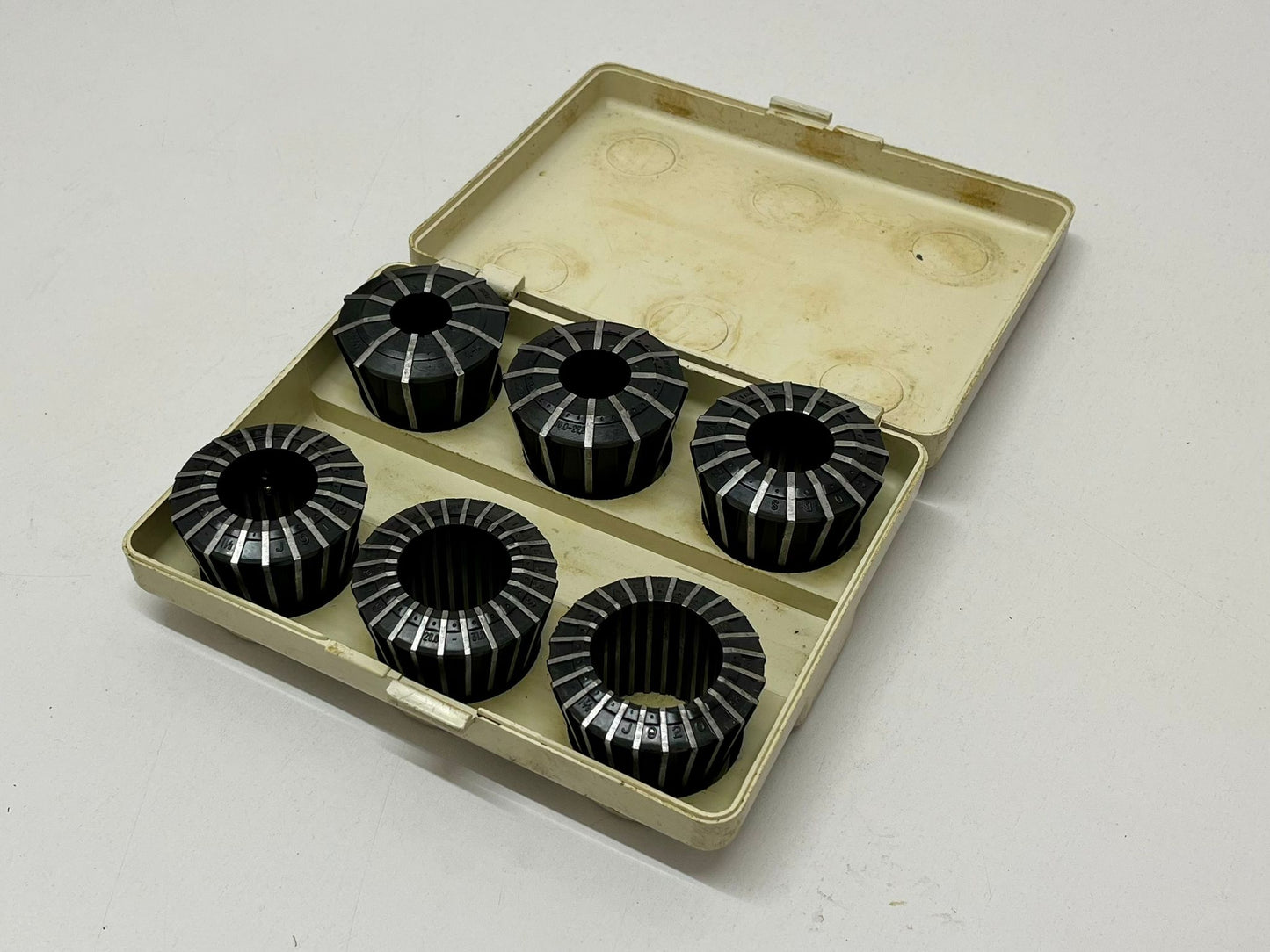 
                  
                    12 Jacobs Rubber-Flex Collets
                  
                