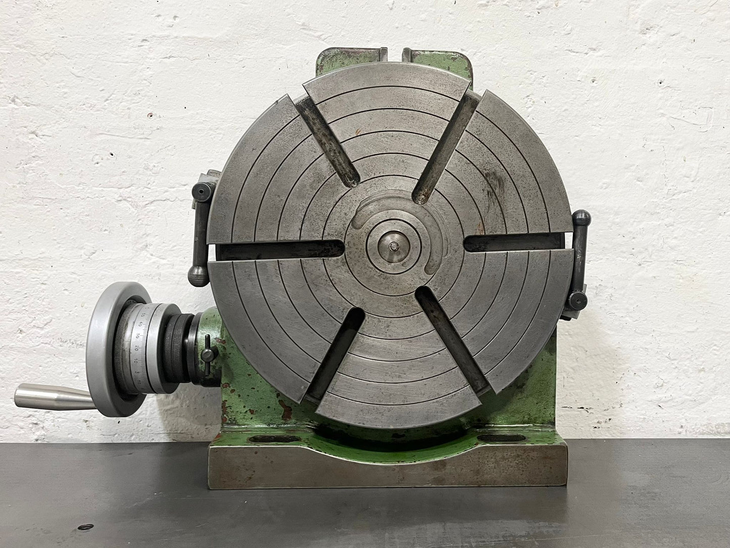 
                  
                    350mm Ø Rotary Table in Excellent Condition
                  
                