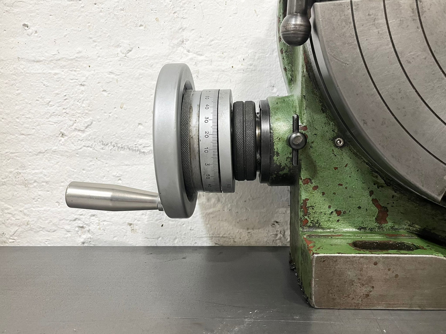 
                  
                    350mm Ø Rotary Table in Excellent Condition
                  
                