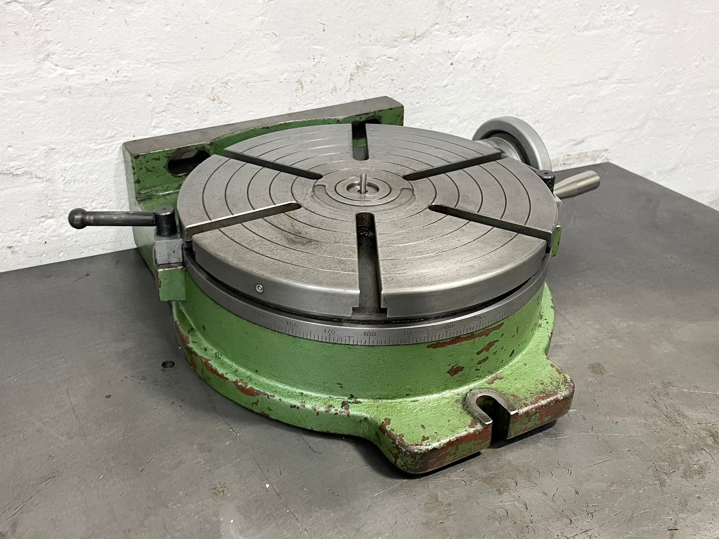 
                  
                    350mm Ø Rotary Table in Excellent Condition
                  
                