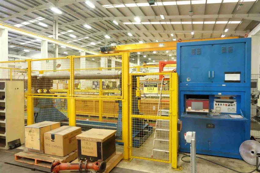 
                  
                    IRD Model B750 End Drive Balancing Machine
                  
                